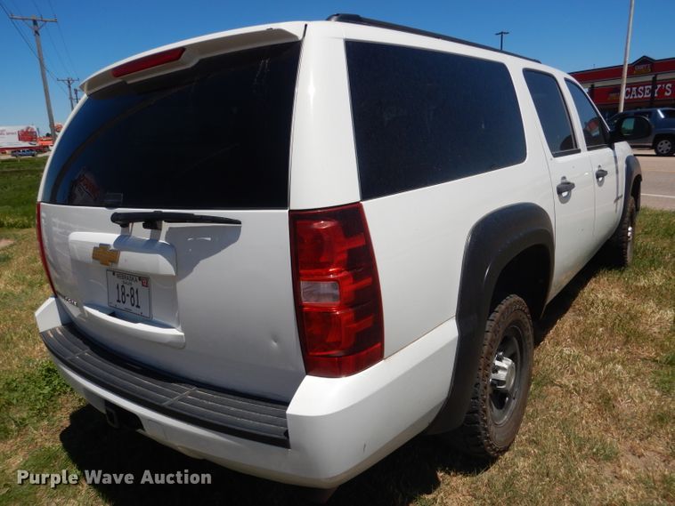 image for item DG5985 2013 Chevrolet Suburban K2500  SUV