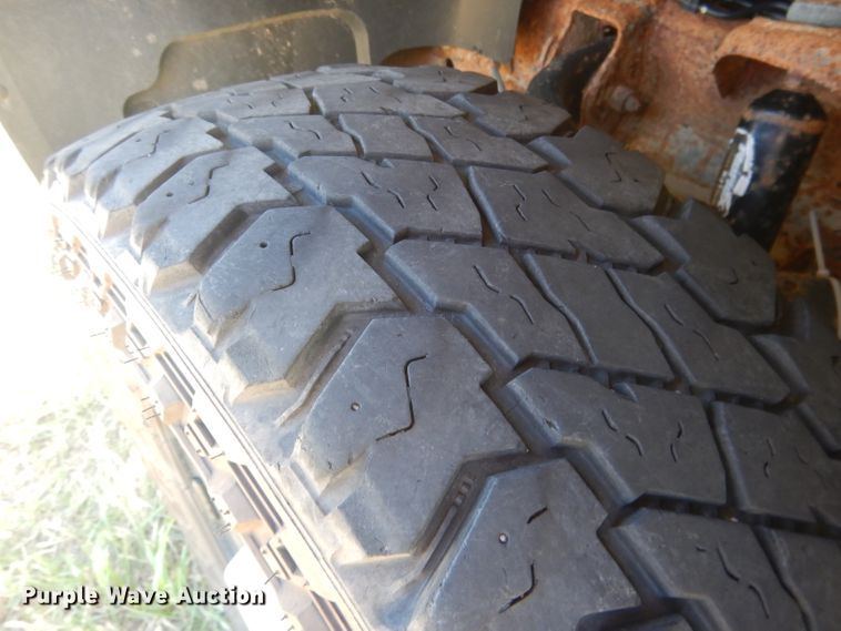 image for item DG5985 2013 Chevrolet Suburban K2500  SUV