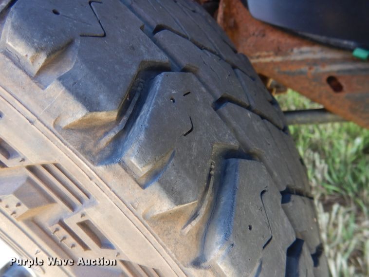 image for item DG5985 2013 Chevrolet Suburban K2500  SUV