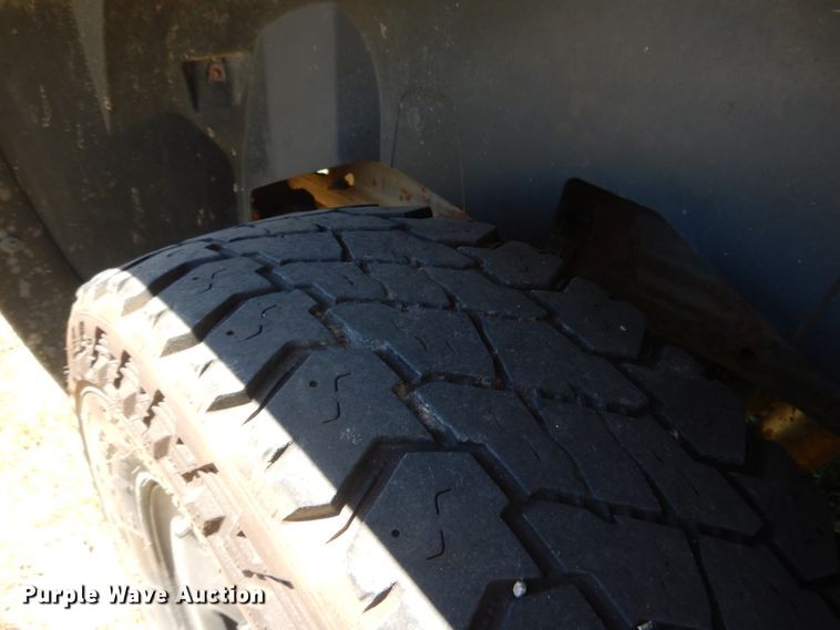 image for item DG5985 2013 Chevrolet Suburban K2500  SUV