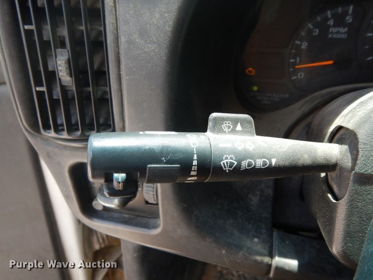 image for item DG6793 2007 GMC C5500  bucket truck