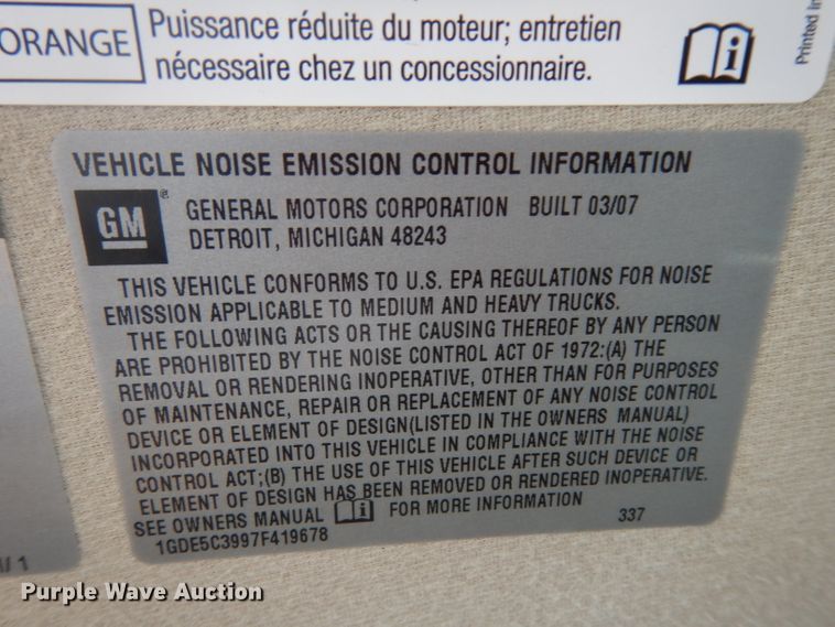 image for item DG6793 2007 GMC C5500  bucket truck