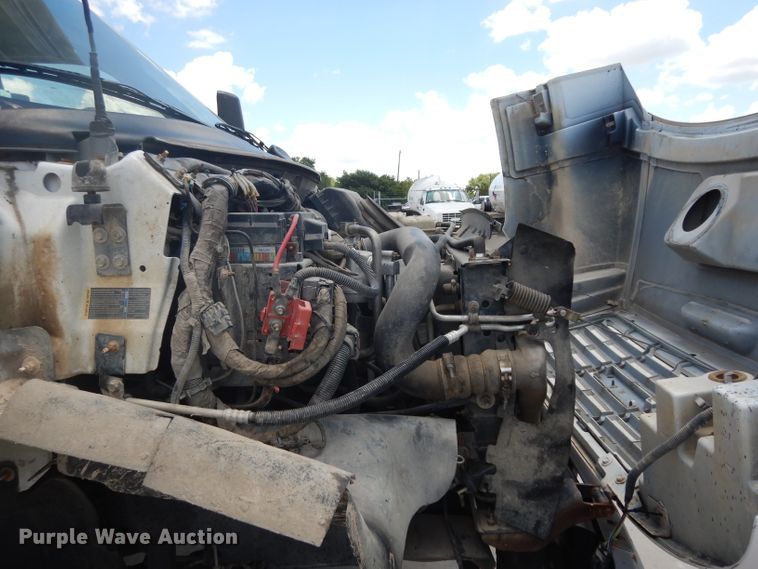 image for item DG6793 2007 GMC C5500  bucket truck