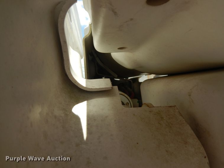 image for item DG6793 2007 GMC C5500  bucket truck