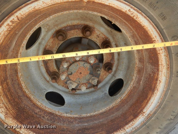 image for item DG6793 2007 GMC C5500  bucket truck