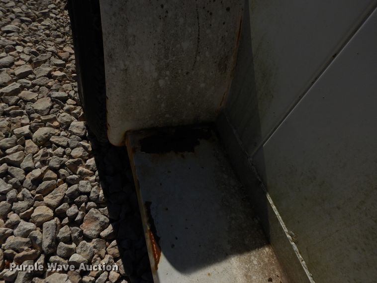 image for item DG7793 2004 Eagle Body enclosed cargo trailer