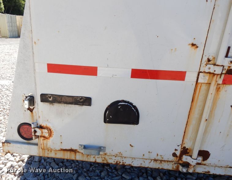 image for item DG7793 2004 Eagle Body enclosed cargo trailer