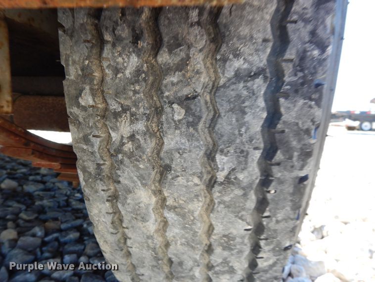 image for item DG7793 2004 Eagle Body enclosed cargo trailer