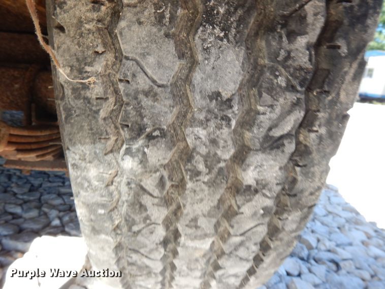 image for item DG7793 2004 Eagle Body enclosed cargo trailer