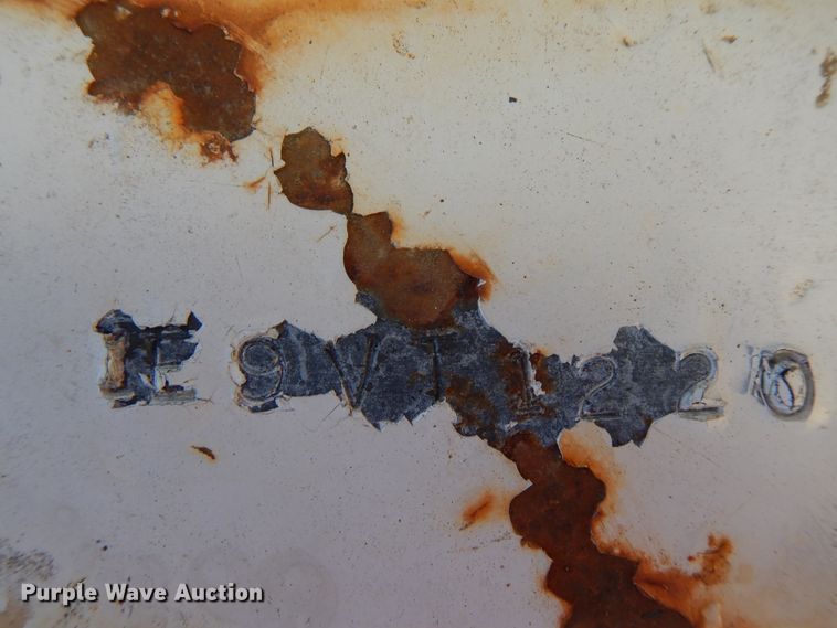 image for item DG7793 2004 Eagle Body enclosed cargo trailer