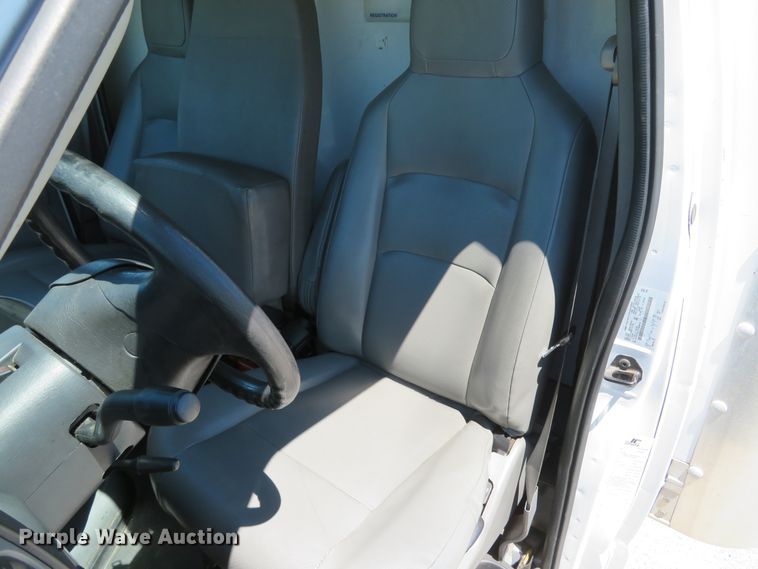 image for item DH1018 2012 Ford E350 Super Duty  box truck