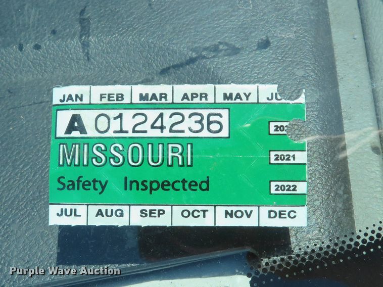 image for item DH1018 2012 Ford E350 Super Duty  box truck