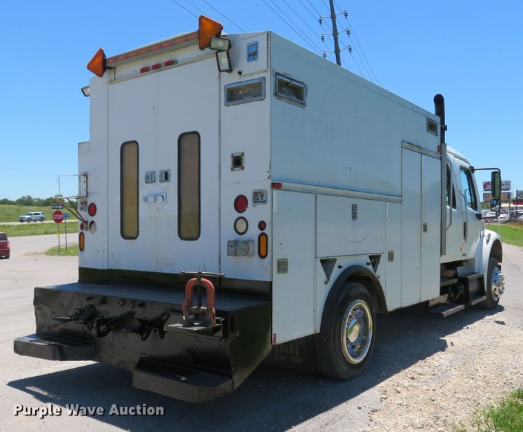 image for item DH1020 2009 Freightliner Business Class M2  service truck