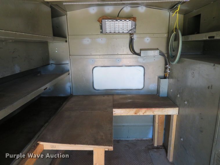 image for item DH1020 2009 Freightliner Business Class M2  service truck