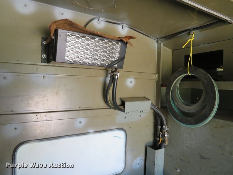 image for item DH1020 2009 Freightliner Business Class M2  service truck