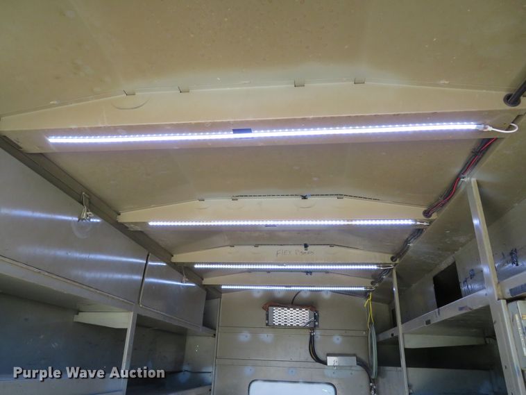 image for item DH1020 2009 Freightliner Business Class M2  service truck