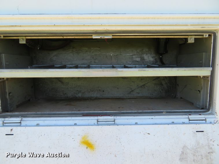 image for item DH1020 2009 Freightliner Business Class M2  service truck