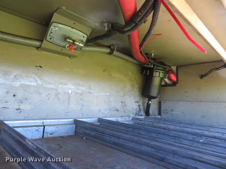 image for item DH1020 2009 Freightliner Business Class M2  service truck