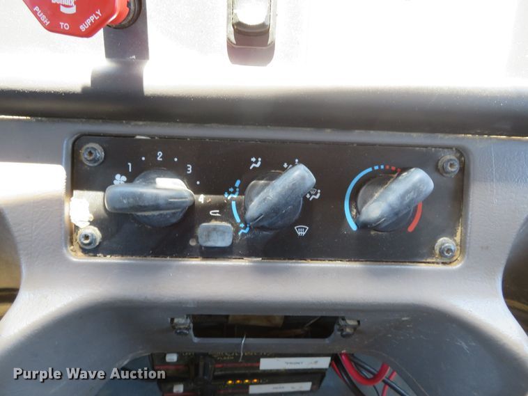 image for item DH1020 2009 Freightliner Business Class M2  service truck