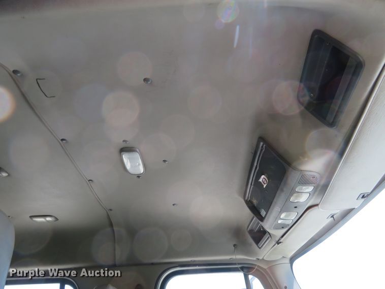 image for item DH1020 2009 Freightliner Business Class M2  service truck