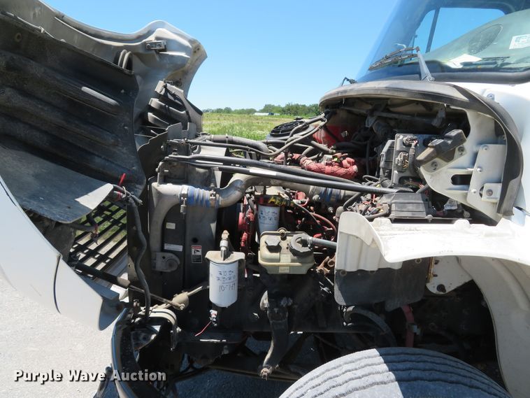 image for item DH1020 2009 Freightliner Business Class M2  service truck