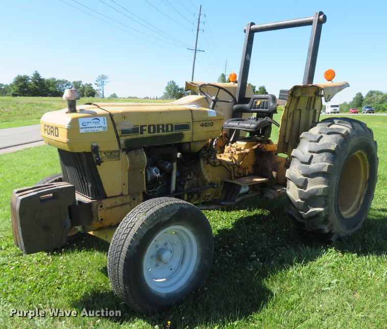 image for item DH1024 Ford 4610  tractor