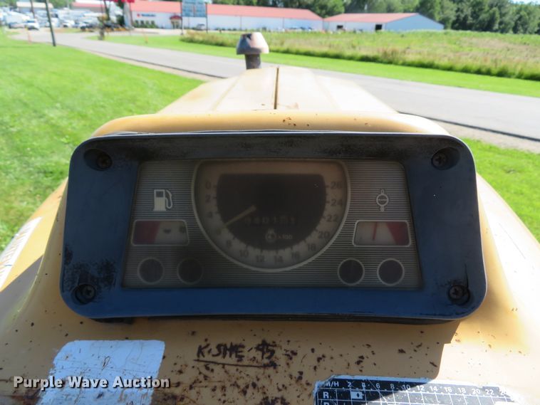 image for item DH1024 Ford 4610  tractor