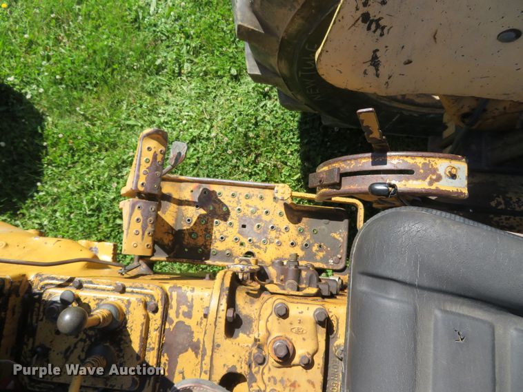 image for item DH1024 Ford 4610  tractor