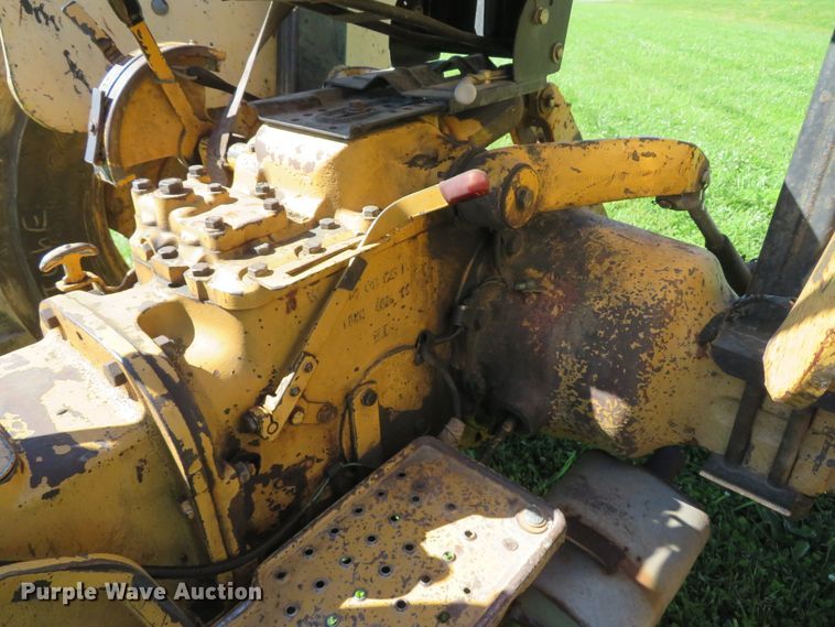 image for item DH1024 Ford 4610  tractor