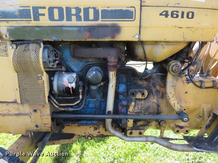 image for item DH1024 Ford 4610  tractor