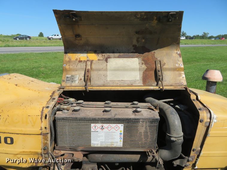 image for item DH1024 Ford 4610  tractor