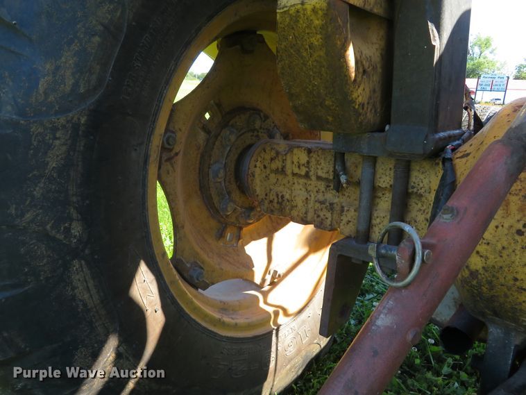 image for item DH1024 Ford 4610  tractor