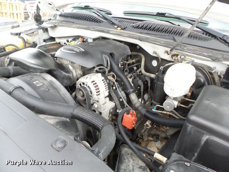 image for item DH3774 2004 Chevrolet Silverado 1500  Ext. Cab pickup truck