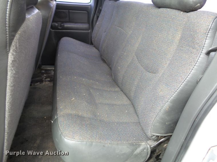 image for item DH3774 2004 Chevrolet Silverado 1500  Ext. Cab pickup truck