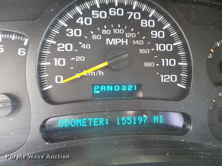 image for item DH3774 2004 Chevrolet Silverado 1500  Ext. Cab pickup truck