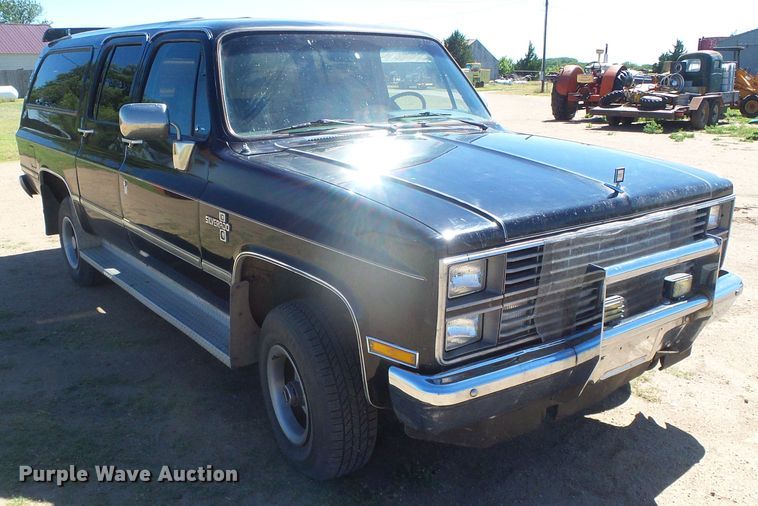 image for item DH4954 1984 Chevrolet K10 Suburban  SUV