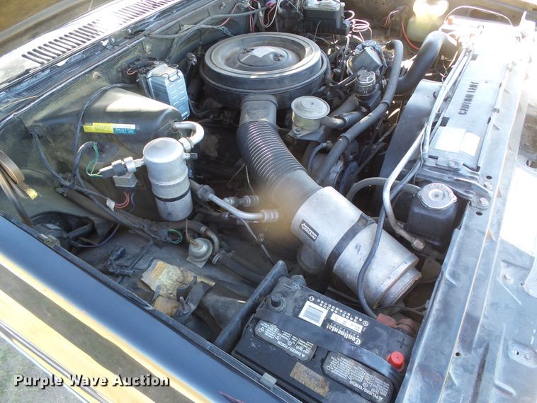 image for item DH4954 1984 Chevrolet K10 Suburban  SUV