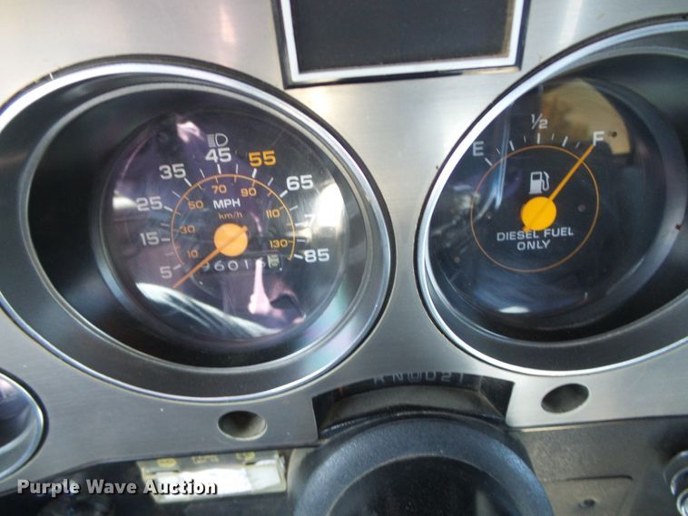 image for item DH4954 1984 Chevrolet K10 Suburban  SUV