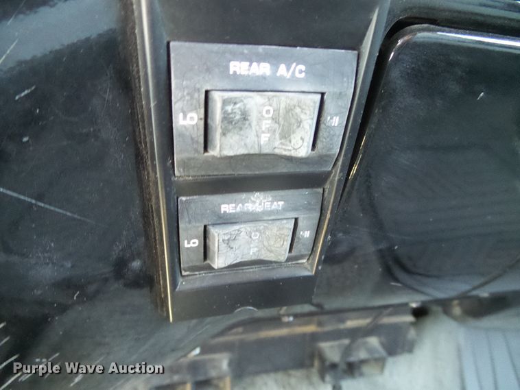 image for item DH4954 1984 Chevrolet K10 Suburban  SUV