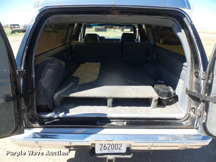 image for item DH4954 1984 Chevrolet K10 Suburban  SUV