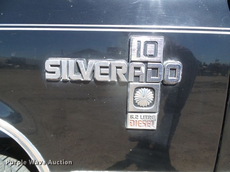 image for item DH4954 1984 Chevrolet K10 Suburban  SUV