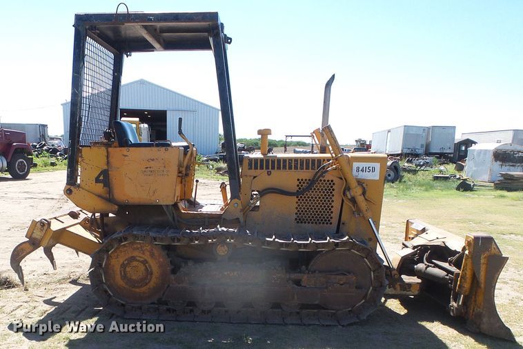 image for item DH4955 1977 Case 450  dozer