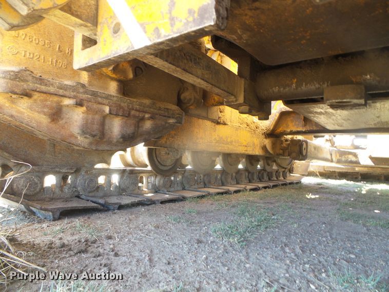 image for item DH4955 1977 Case 450  dozer