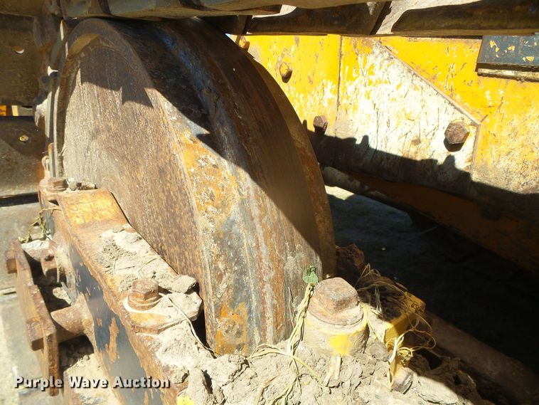 image for item DH4955 1977 Case 450  dozer