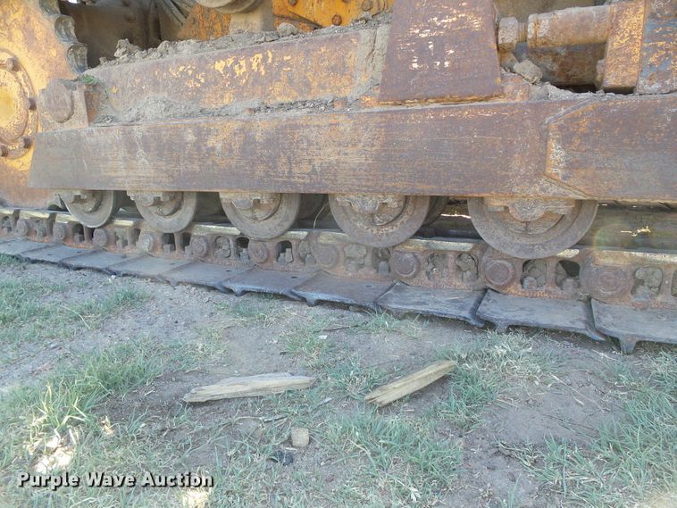 image for item DH4955 1977 Case 450  dozer
