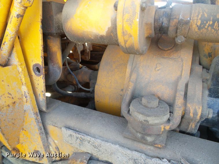 image for item DH4955 1977 Case 450  dozer