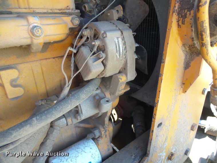 image for item DH4955 1977 Case 450  dozer