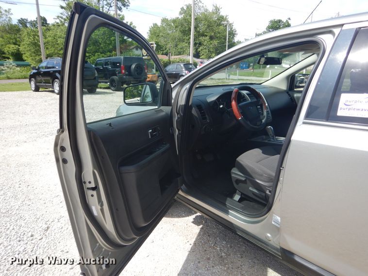 image for item DH5110 2008 Ford Edge  SUV