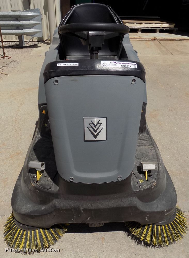 image for item DO9315 Karcher Professional KM90/60R floor scrubber