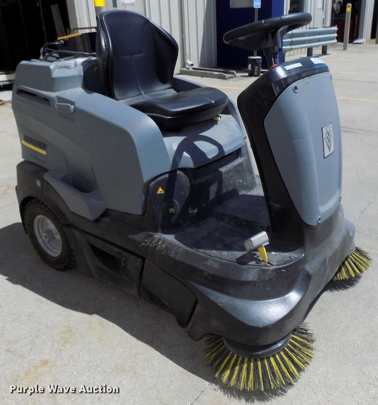 image for item DO9315 Karcher Professional KM90/60R floor scrubber